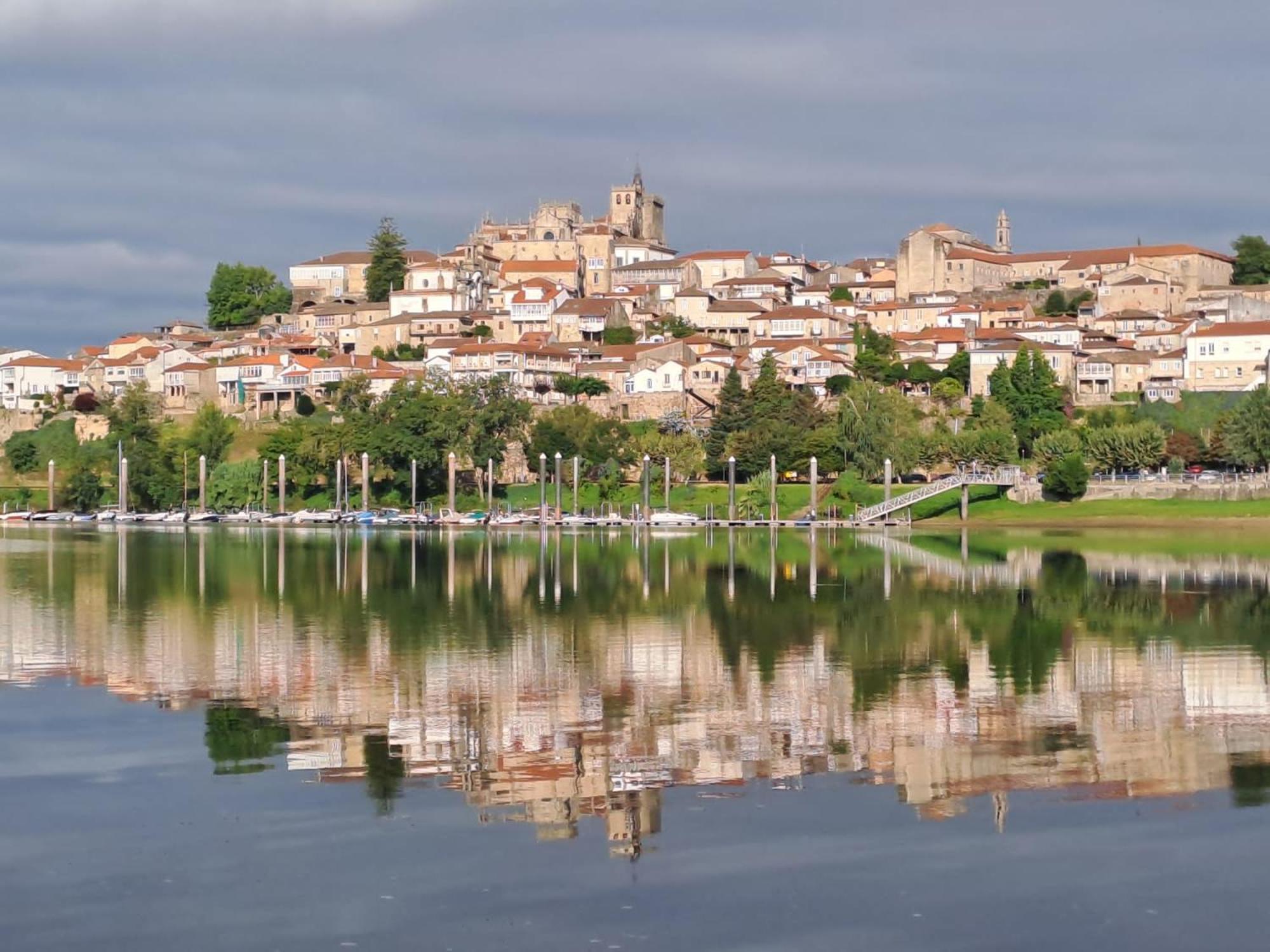 Casita A Estrenar En Finca Con Rio Proxima A Tui, Gondomar Y Portugal. Екстериор снимка