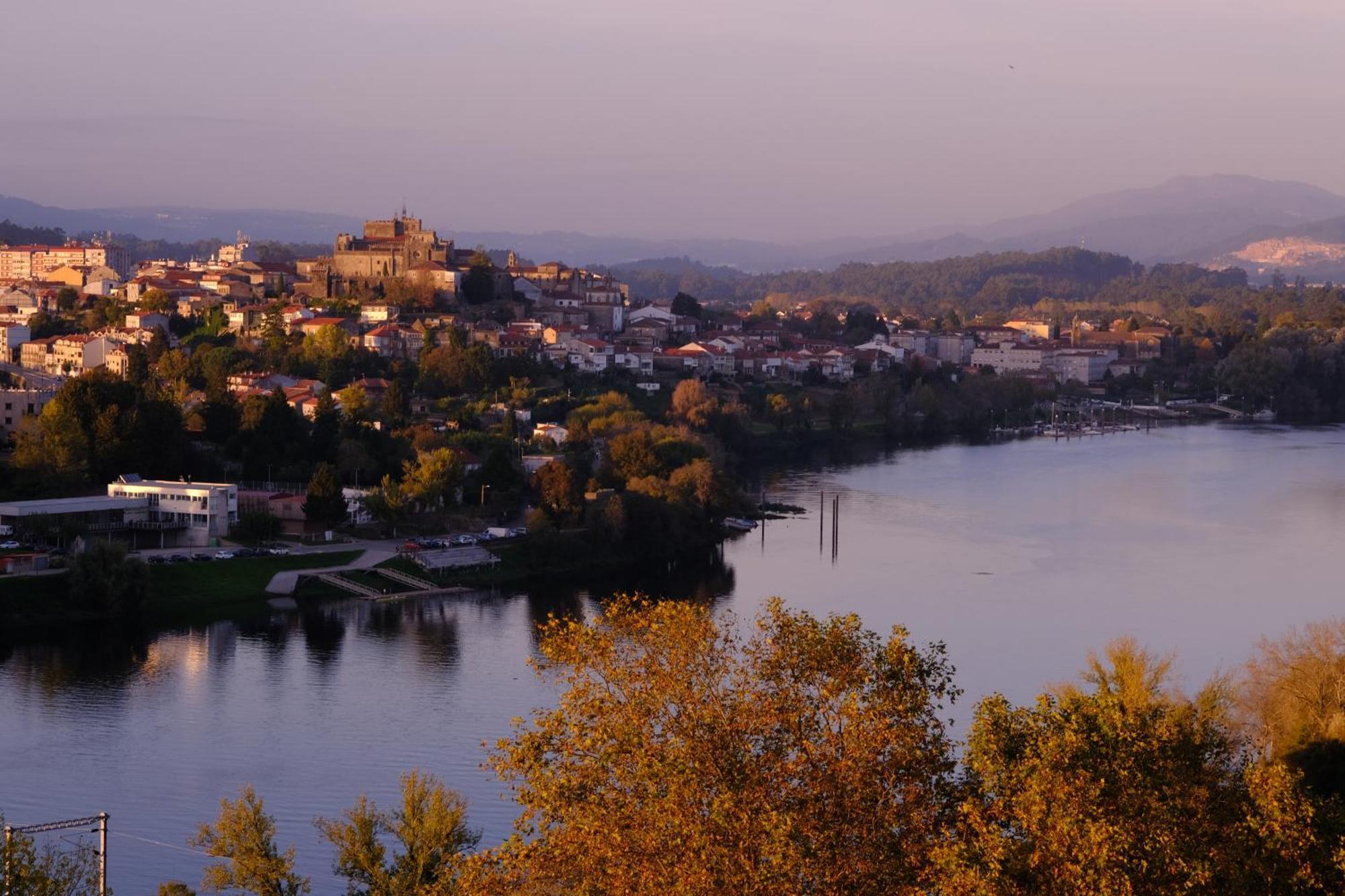 Casita A Estrenar En Finca Con Rio Proxima A Tui, Gondomar Y Portugal. Екстериор снимка